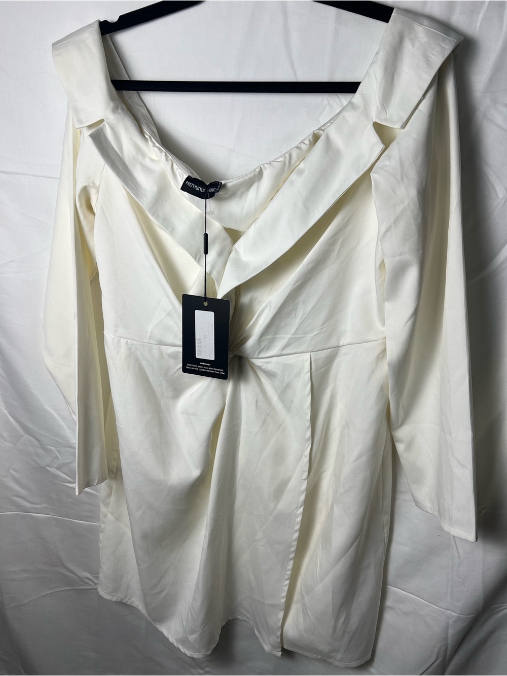 PrettyLittleThing Cream Off-Shoulder Twist Detail Long Sleeve Dress Size 12
